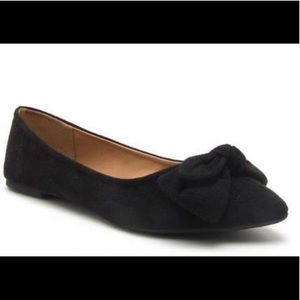 🇮🇹 MOVING TO ITALY 🇮🇹 SALE 🎉 Black Stretch Suede Flats